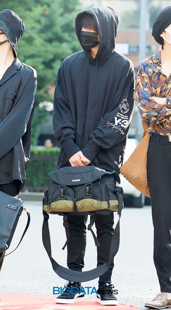 방탄소년단 정국, 뮤직뱅크 출근길 현장