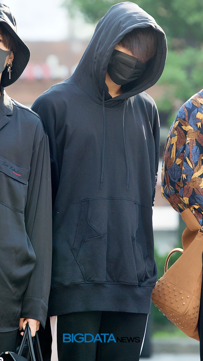 방탄소년단 정국, 뮤직뱅크 출근길 현장