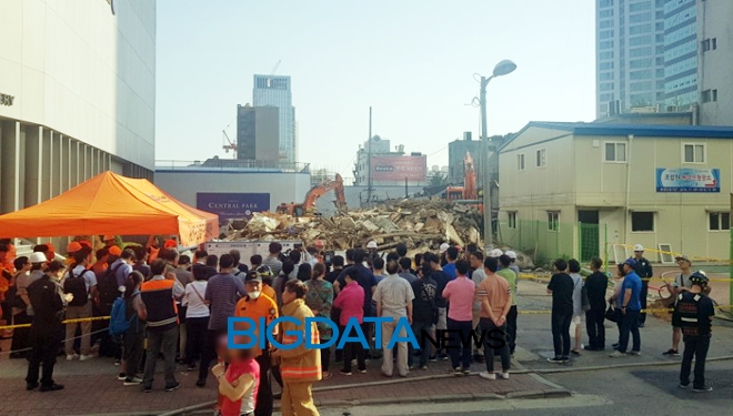 용산역 앞 4층짜리 상가 건물 붕괴현장