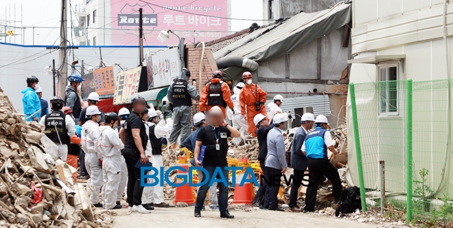 용산역 앞 4층짜리 상가 건물 붕괴현장