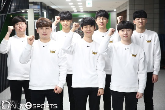 챌린저스 출신으로 롤챔스에서 첫 경기를 치르는 그리핀.