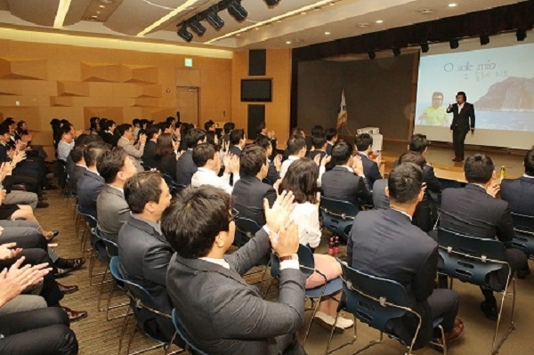 동아쏘시오홀딩스, 임직원들에게 정보습득·신지식기회 제공위해 명사초청강연