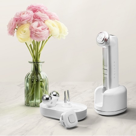 '이오시카 엠원(M1)' 가정용 피부관리기로 여름휴가 전 피부관리 가능