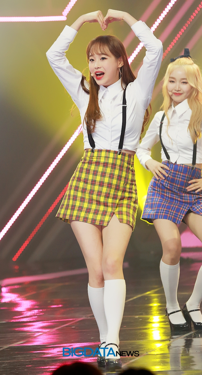 이달의 소녀 yyxy 츄, MBC MUSIC '쇼 챔피언' 생방송 현장