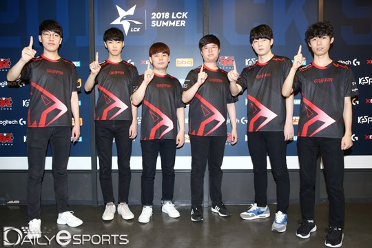 '2018년 무패' 그리핀, 디펜딩 챔피언 킹존 만난다