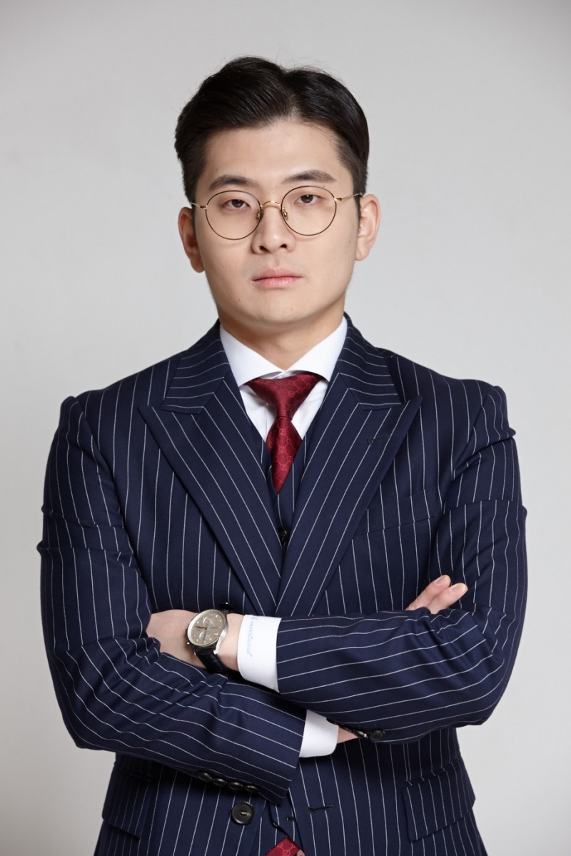 한용희경제연구소, 한용희 대표