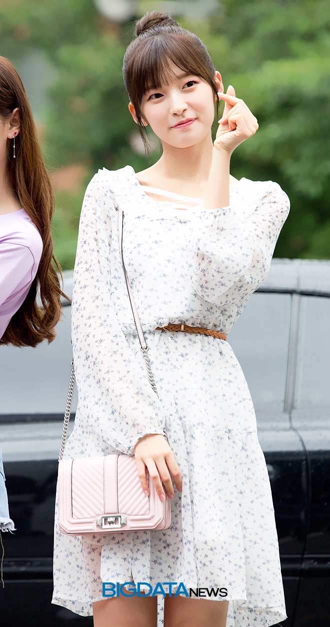 오마이걸 아린, KBS 2TV 음악방송 '뮤직뱅크' 리허설 현장