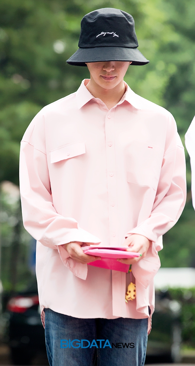 샤이니 온유, KBS 2TV 음악방송 '뮤직뱅크' 리허설 현장