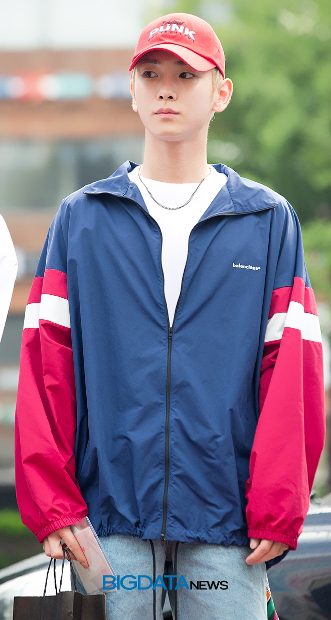 샤이니 키, KBS 2TV 음악방송 '뮤직뱅크' 리허설 현장