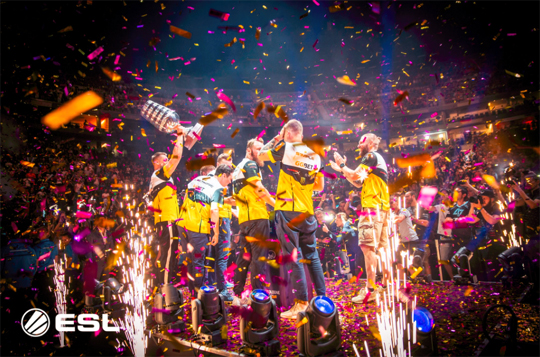 ESL One: 쾰른 대회에서 우승한 나투스 빈체레.(사진=ESL 공식 SNS 발췌)