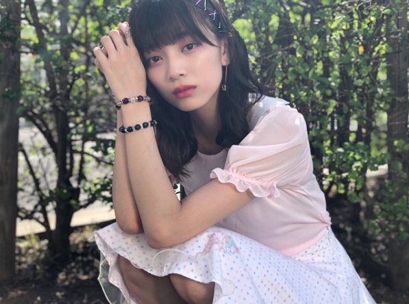 AKB48의 고토 모에 SNS 사진 캡쳐