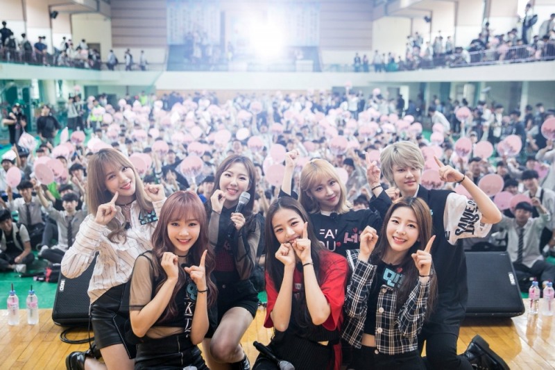 (사진: 공원소녀 속초고등학교 버스킹 현장)