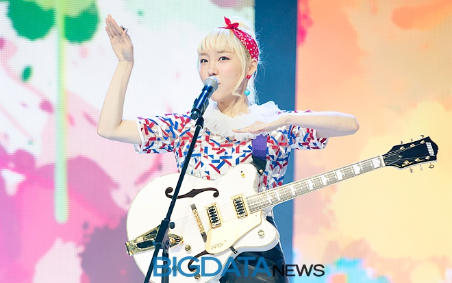 신현희, MBC MUSIC '쇼 챔피언' 생방송 현장