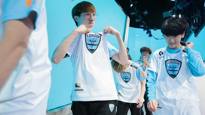 런던 스핏파이어. (사진=블리자드 제공)