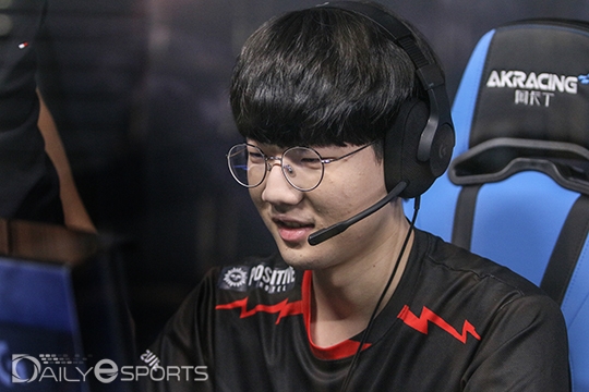 그리핀의 원거리 딜러 '바이퍼' 박도현.