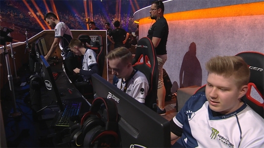 3인칭 모드에 이어 1인칭 모드에서도 아쉽게 준우승을 차지한 리퀴드.(사진=PGI 중계 캡처)