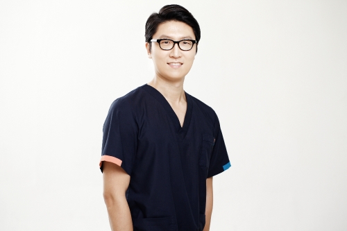 얼굴 입체감 살리기 위해 코필러를 선택하는 이유