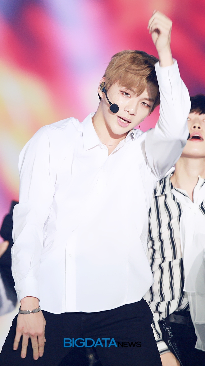 워너원 강다니엘, '2018 코리아 뮤직 페스티벌' 현장