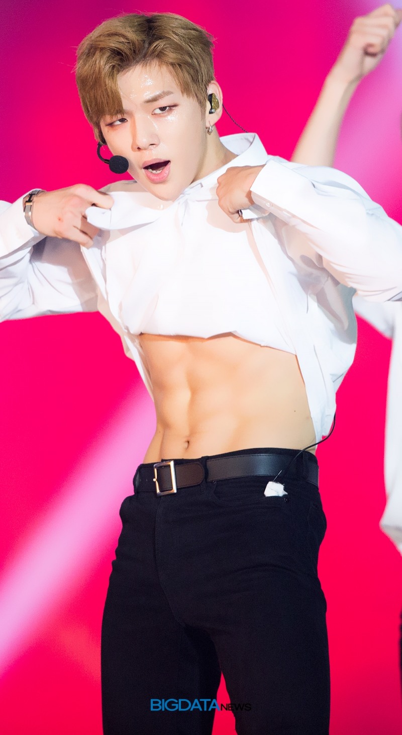 워너원 강다니엘, '2018 코리아 뮤직 페스티벌' 현장