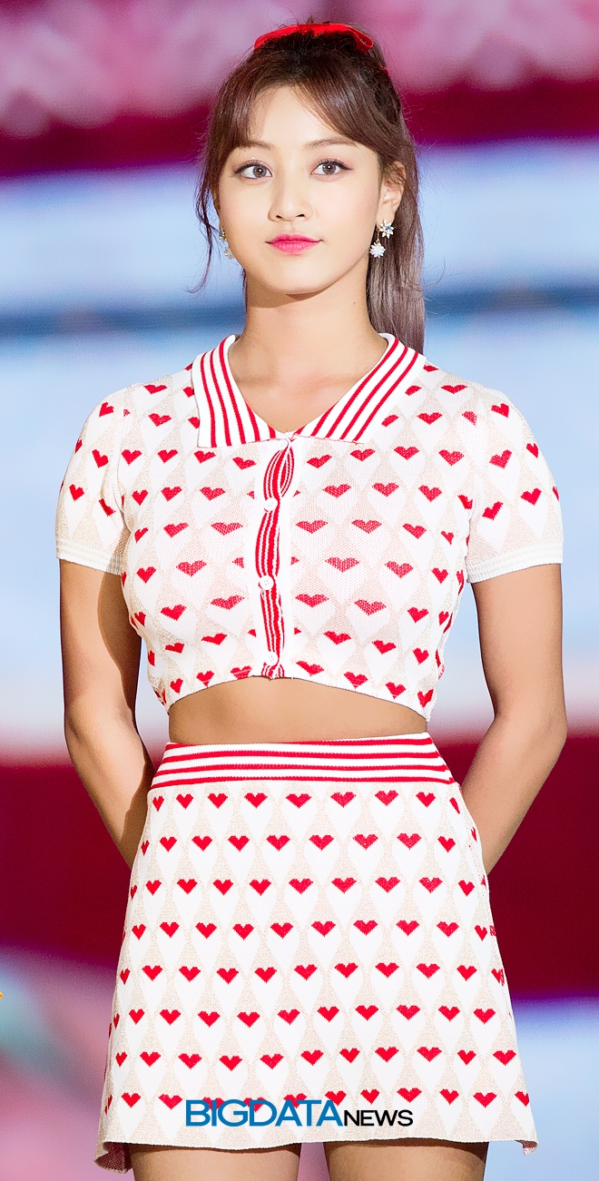 트와이스 지효, '2018 코리아 뮤직 페스티벌' 현장