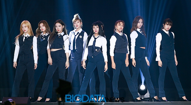 트와이스, '2018 코리아 뮤직 페스티벌' 현장