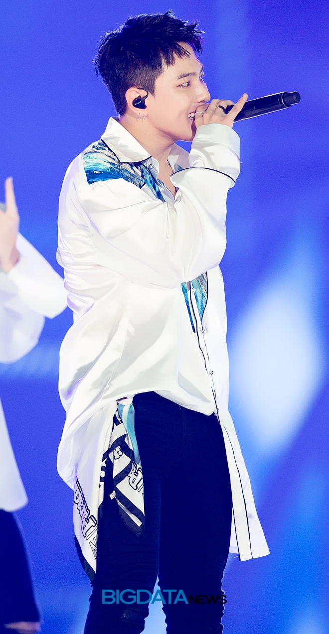 아이콘 김동혁, '2018 코리아 뮤직 페스티벌' 현장