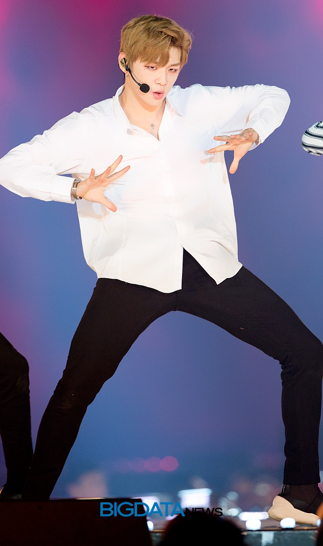 워너원 강다니엘, '2018 코리아 뮤직 페스티벌' 현장