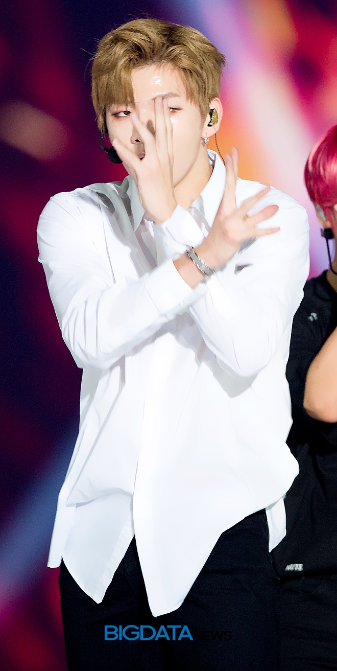 워너원 강다니엘, '2018 코리아 뮤직 페스티벌' 현장