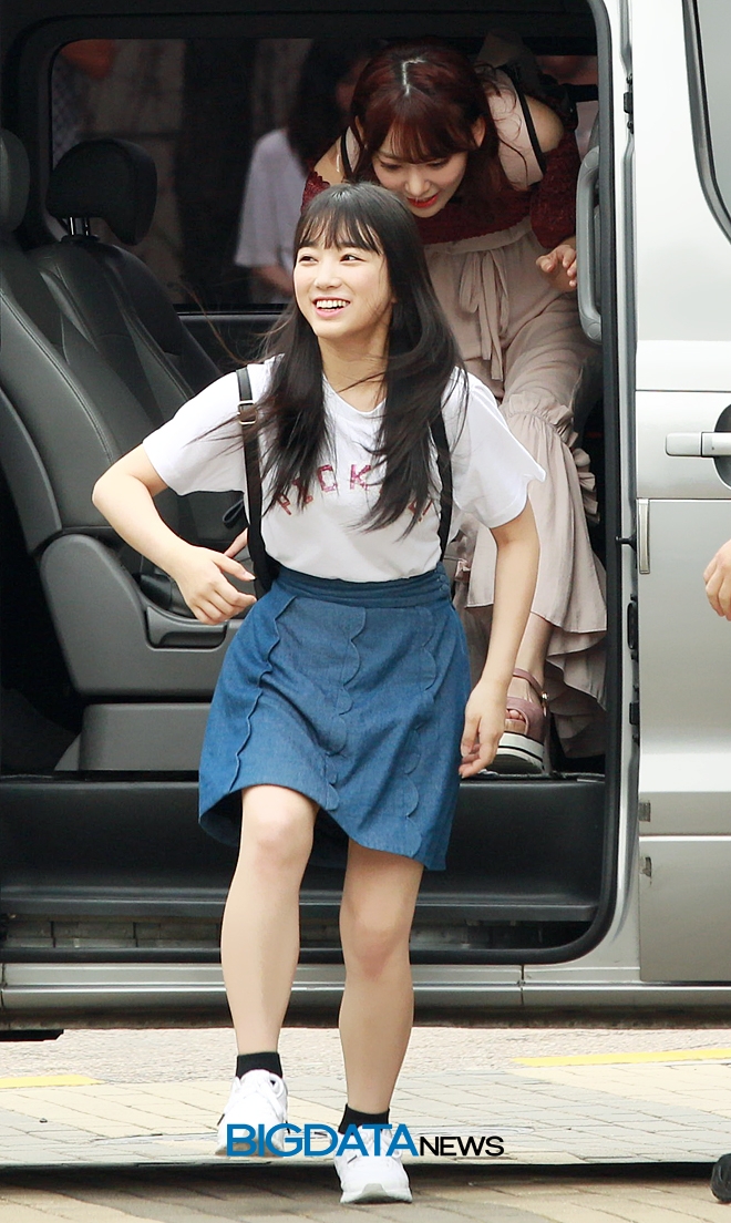 HKT48 야부키 나코-미야와키 사쿠라, '프로듀스48'의 콘셉트 평가 출근길 현장