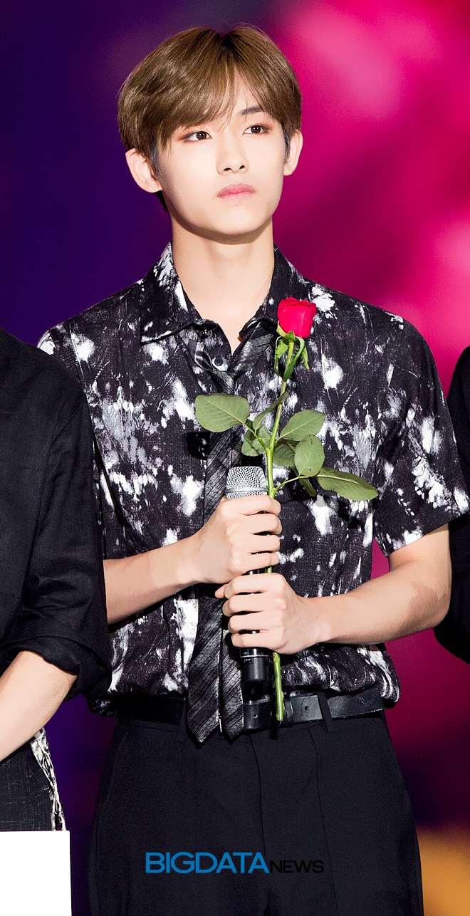 NCT127 윈윈, '2018 코리아 뮤직 페스티벌' 현장