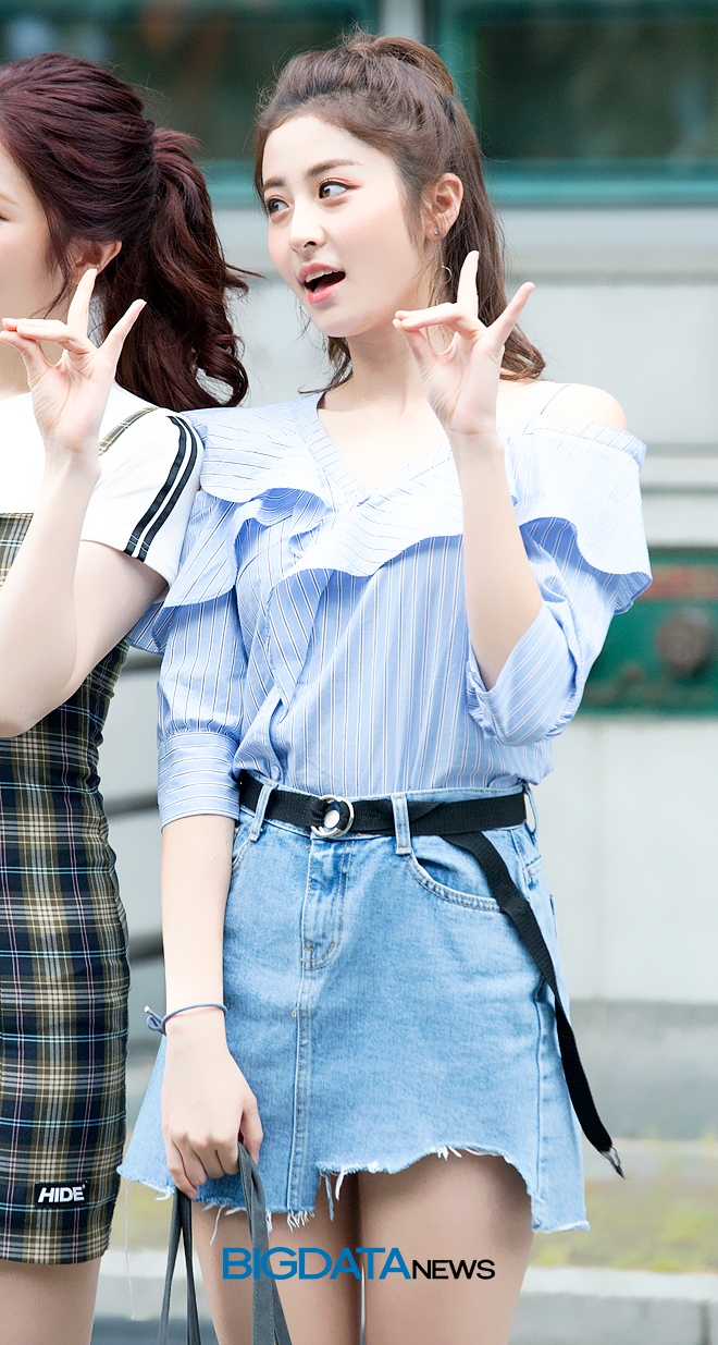 허윤진, '프로듀스48'의 콘셉트 평가 출근길 현장