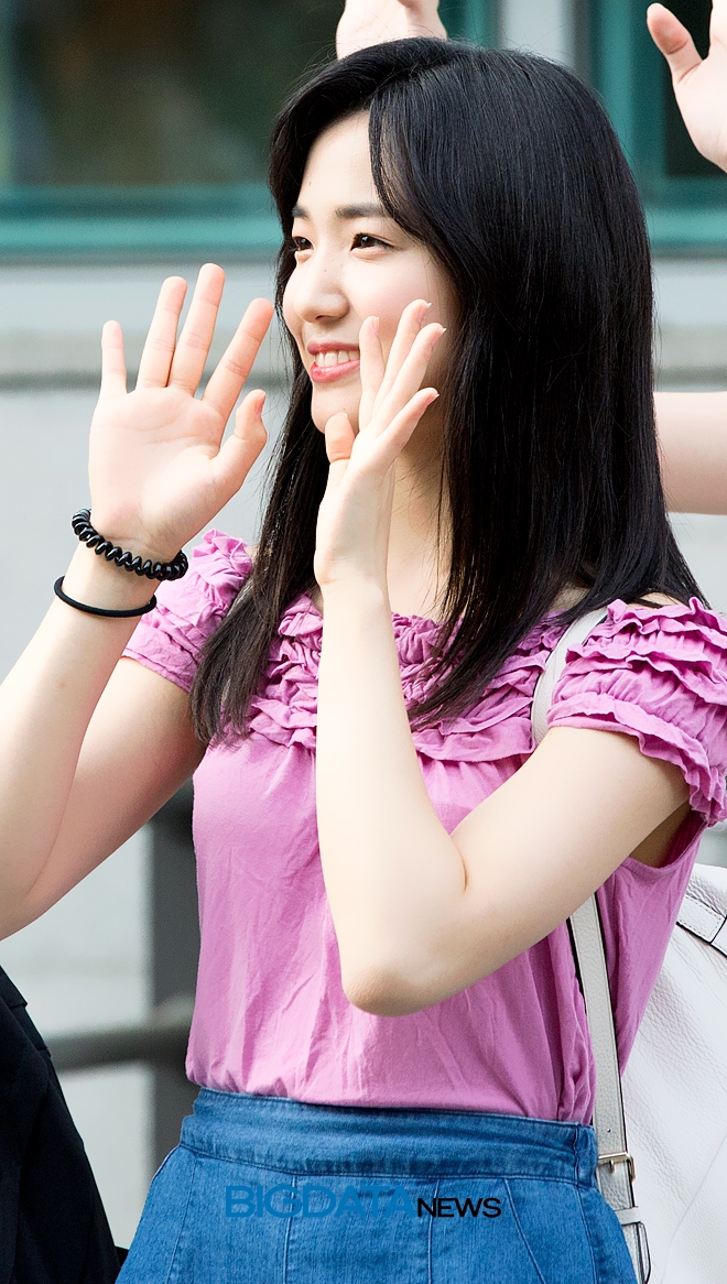 AKB48 시타오 미우, '프로듀스48'의 콘셉트 평가 출근길 현장