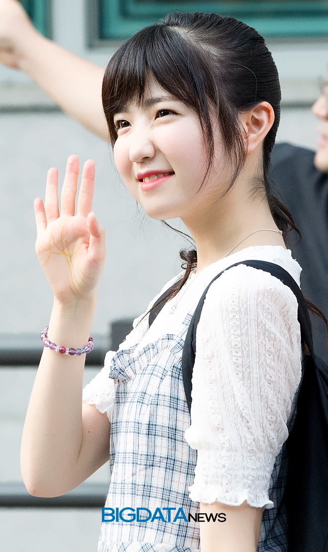 AKB48 혼다 히토미, '프로듀스48'의 콘셉트 평가 출근길 현장