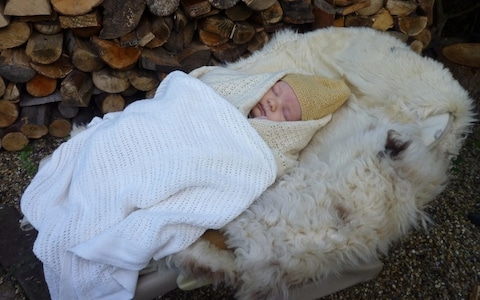Children sleep outside at Paddock Cottage nursery, near Pulborough (Credit: Hannah Rosalie) 