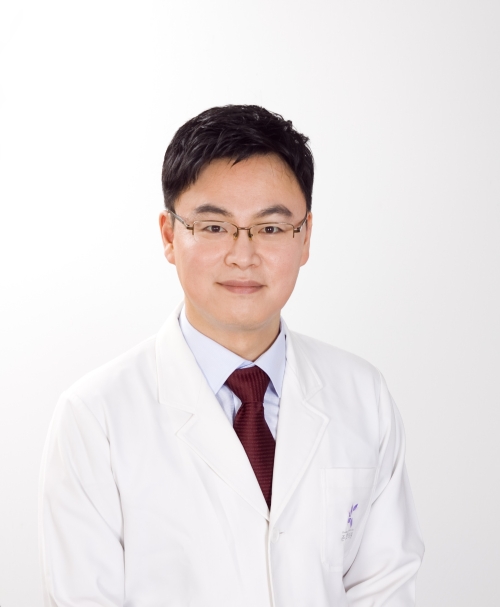 사진 : 윤앤송한의원 김현철 원장