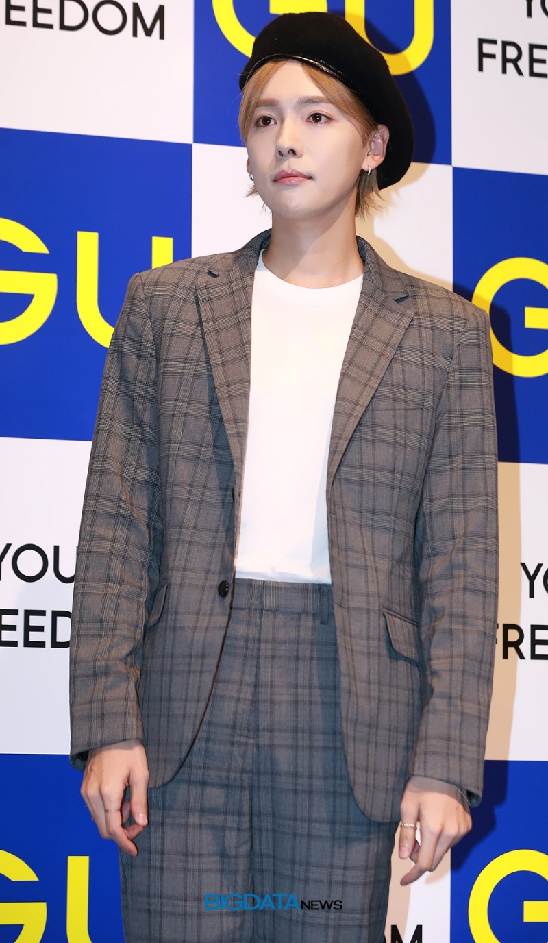 위너 김진우, 'GU 팝업 이벤트 오픈 파티' 포토월 행사 현장