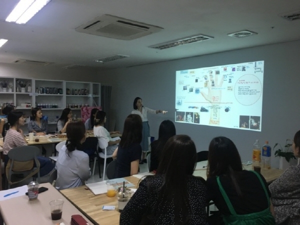 '빛나는 드로잉'과 '소통하는 그림 연구소 빅피쉬 아트', '미술 선생님을 위한 미술 교육 세미나' 진행