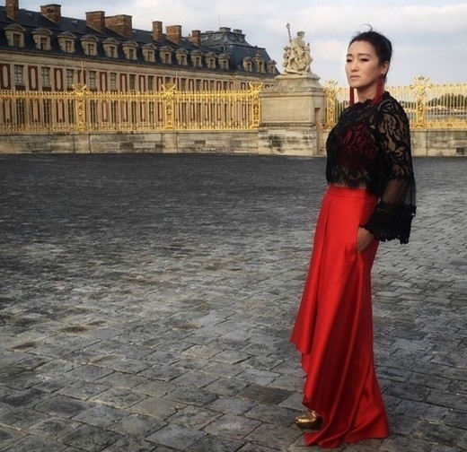 공리, 프랑스 파리서 포착된 ‘근황’ 보니? ‘굴욕無 몸매 과시’