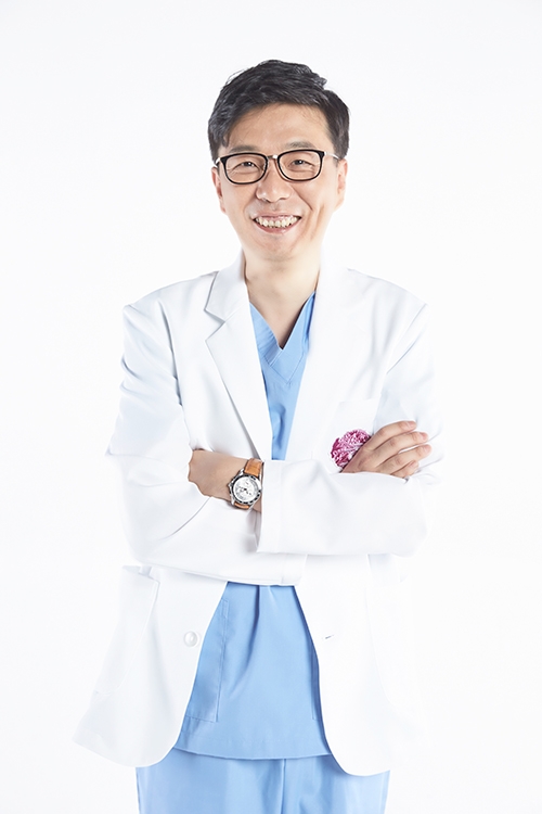 어려운 여드름흉터, 내 피부에 맞는 방법을 선택해야