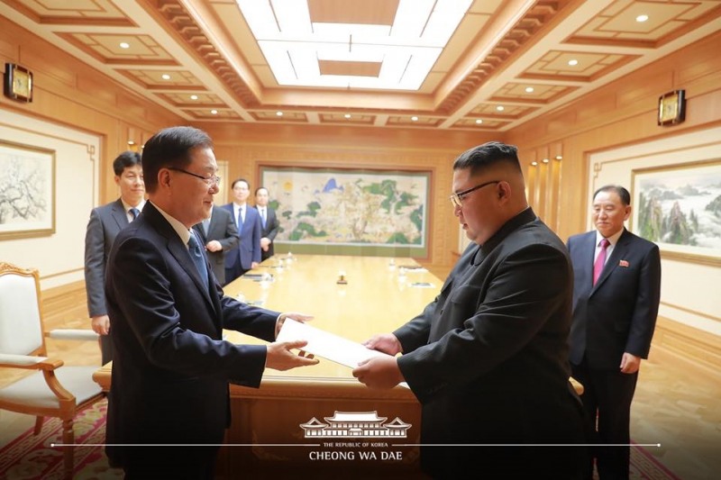 文대통령 9월 18∼20일 평양 방문…"김정은, 비핵화 의지 확약"