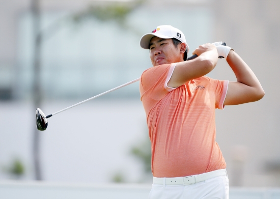 안병훈이 신한동해오픈 1라운드에서 샷을 날리고 있다. 사진=KPGA 제공