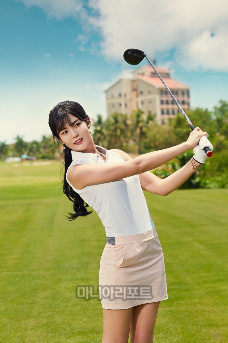 기흥수상골프연습장에서 레슨프로로 활동하고 있는 고경민 프로.