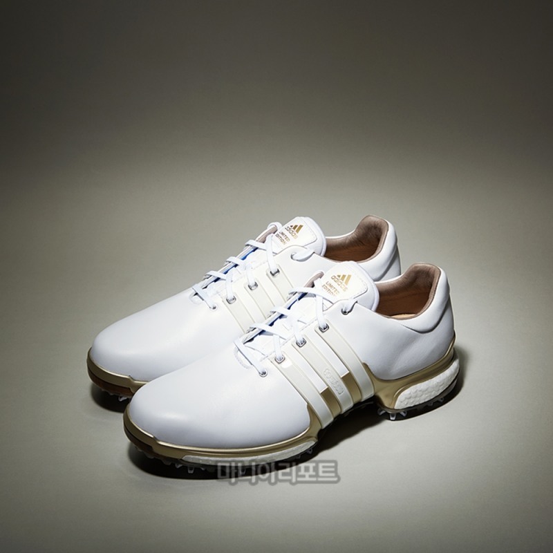 라이더컵 리미티드 에디션 2018에 포함된 투어360 2.0 라이더컵 리미티드 골프화.