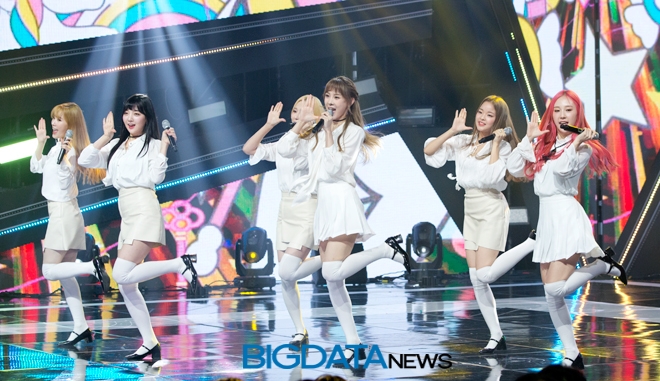 에스아이에스, MBC MUSIC '쇼 챔피언' 생방송 현장