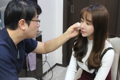 가을철 기미·주근깨·잡티 등 색소질환, 맞춤형 레이저치료 도움 돼