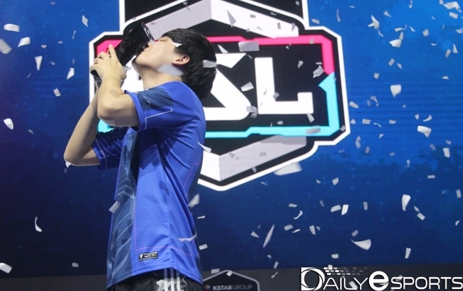 KSL에서 우승을 차지한 테란 김성현이 ASL 시즌6 16강에 나선다.