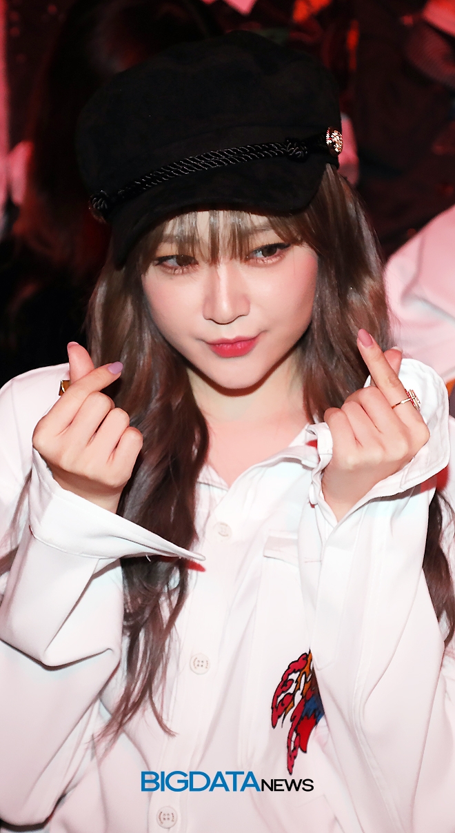 나인뮤지스 금조, 2019 S/S 헤라 서울패션위크 현장