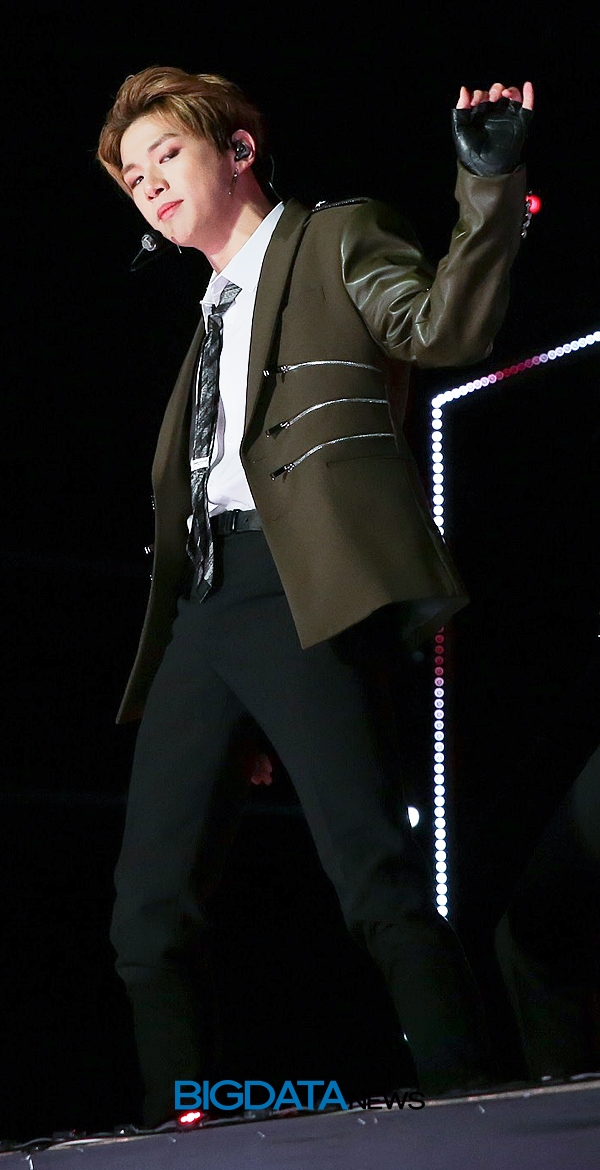 워너원 강다니엘, '2018 부산 원아시아페스티벌' 개막 축하공연 현장