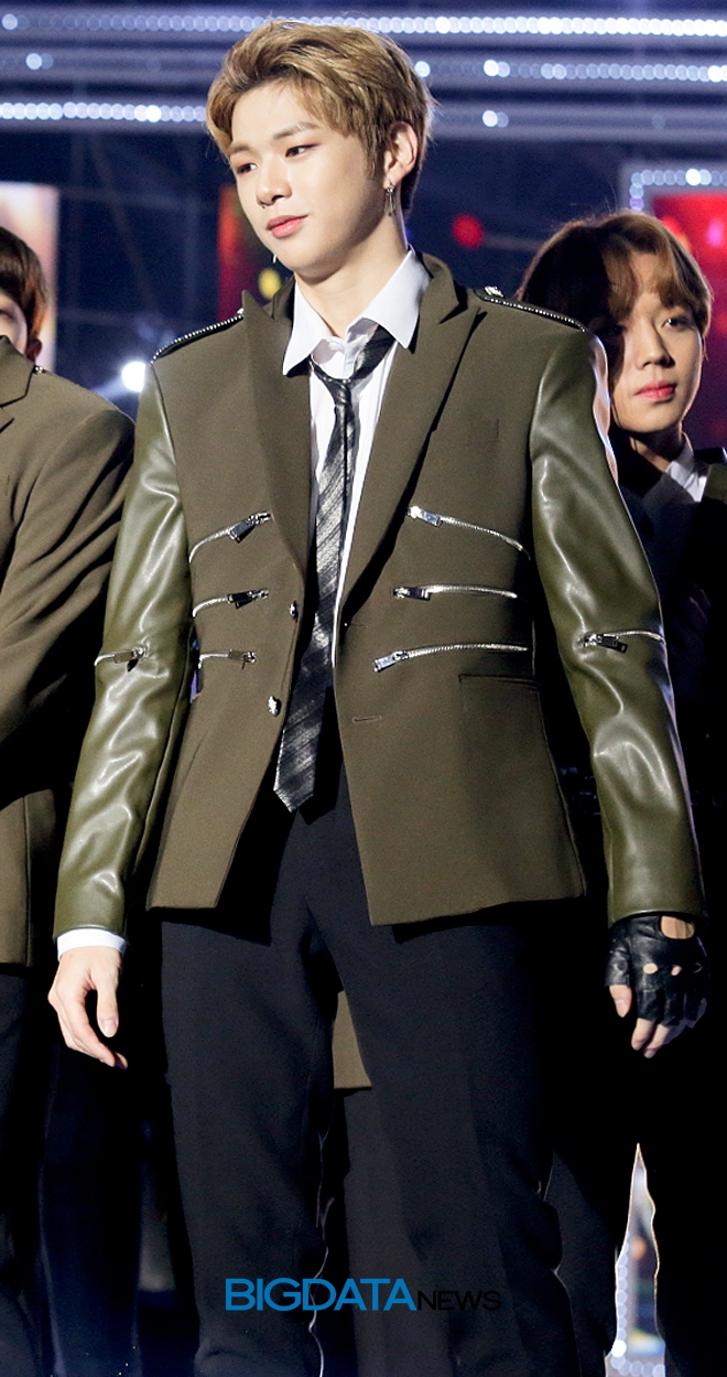 워너원 강다니엘, '2018 부산 원아시아페스티벌' 개막 축하공연 현장