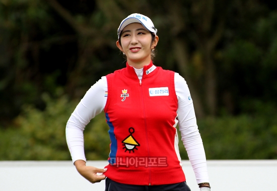 밝은 표정으로 2라운드 준비하는 배선우